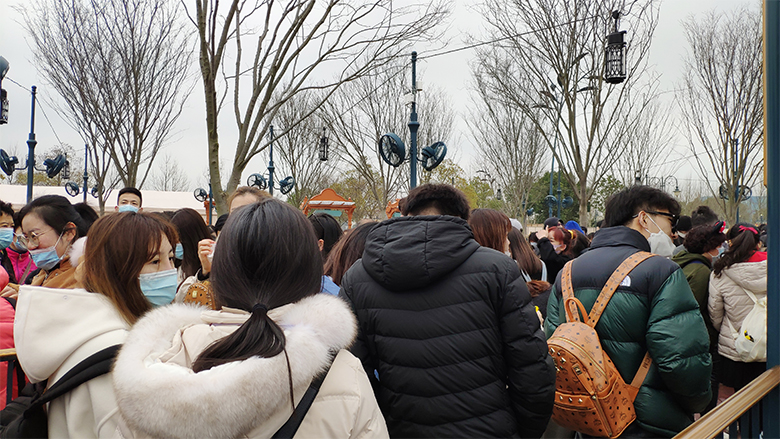 Happy Women’s Day | 歡度三八節(jié)，我們相約上海迪士尼樂園